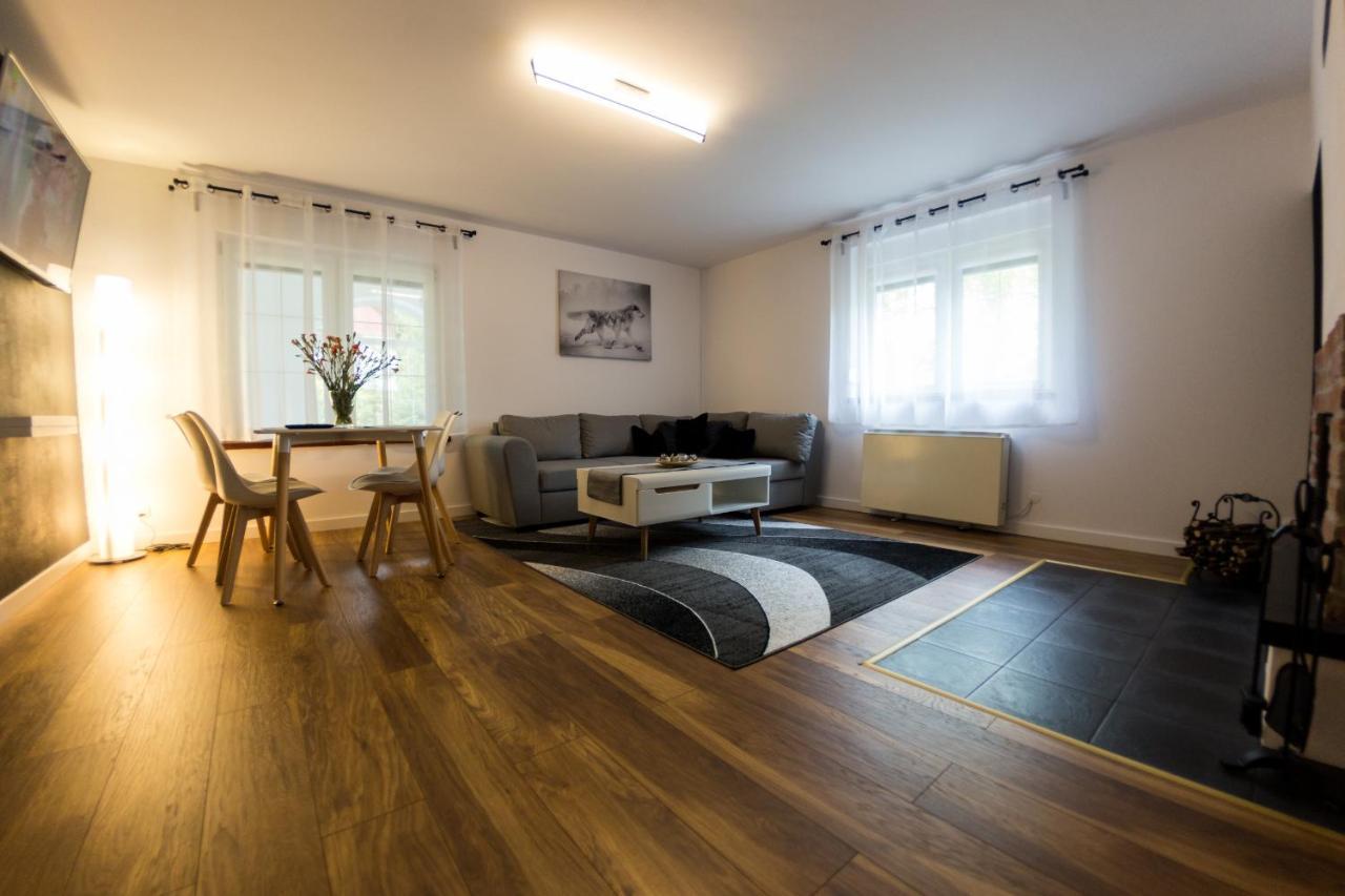 Villa Lupus - Apartament Z Prywatna Sauna 斯克拉斯卡波伦巴 外观 照片