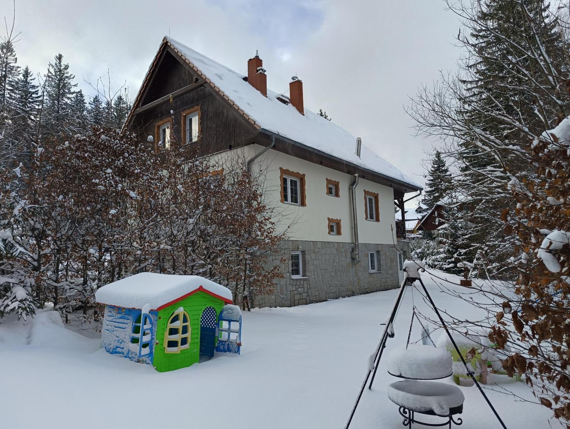 Villa Lupus - Apartament Z Prywatna Sauna 斯克拉斯卡波伦巴 外观 照片