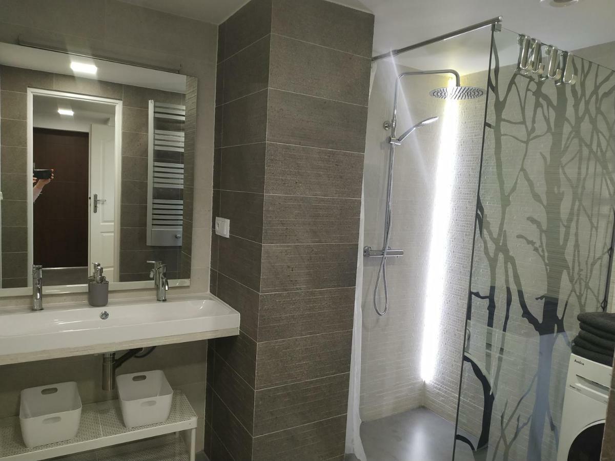 Villa Lupus - Apartament Z Prywatna Sauna 斯克拉斯卡波伦巴 外观 照片